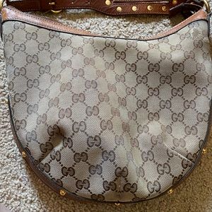 Authentic Gucci Shoulder bag